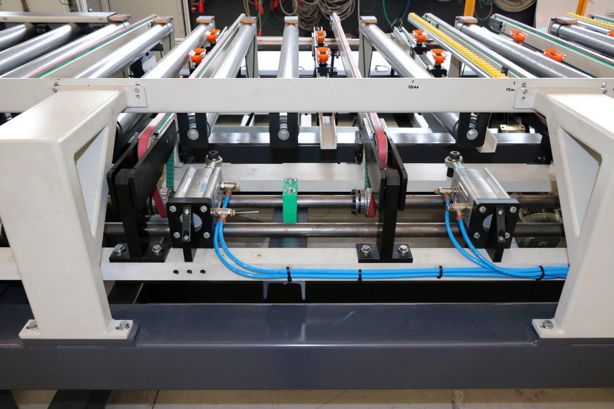 img Panel handling cell