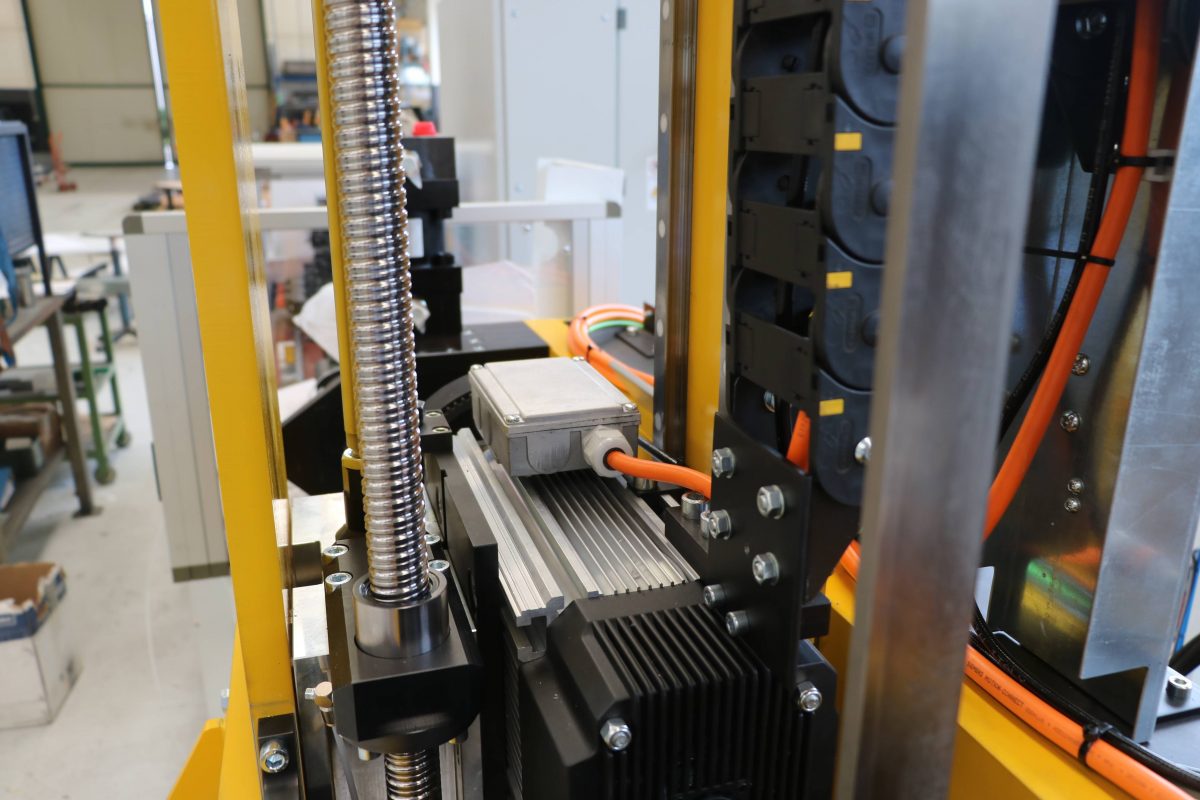img Orbital cutting line